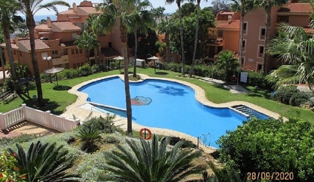 Marbella 2 Bed 2 Bath Luxury Apartment near Cabopino