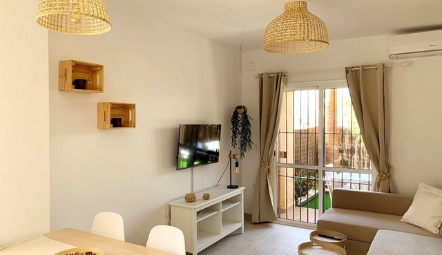 Marinas Sol-Ground floor apartment with garden!