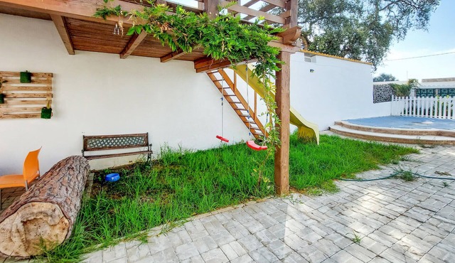 Nice home in Barbate with Wi-Fi