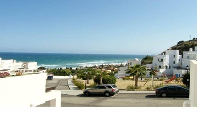 Oasis Apartment - Beautiful Sea Views