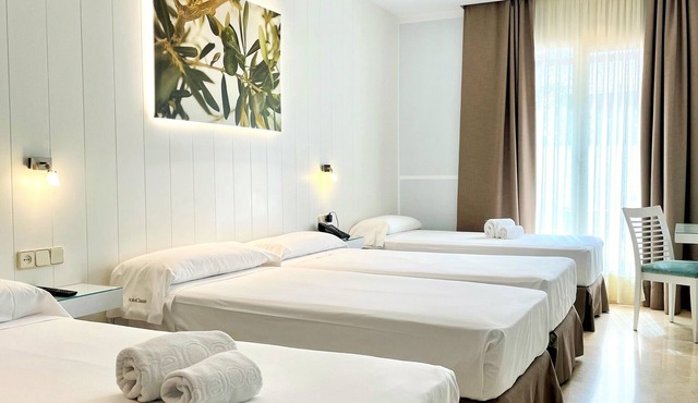Oasis Cordoba Hotel