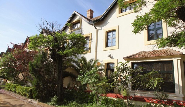 Old England House
