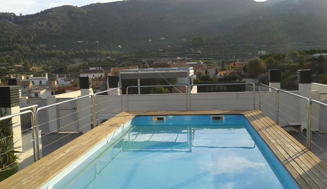 Orientation SOUTH WEST, 180 ° view on the mountain,