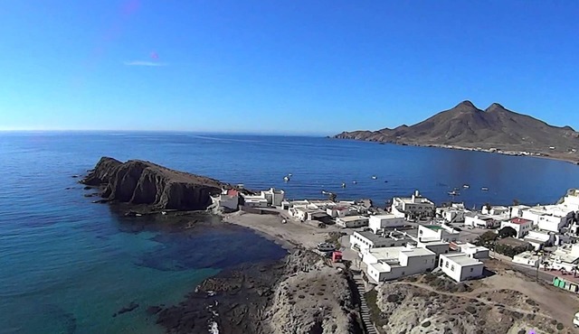 Paraiso Escondido, 1 line at the Isleta del Moro. Natural Park Cabo de Gata.