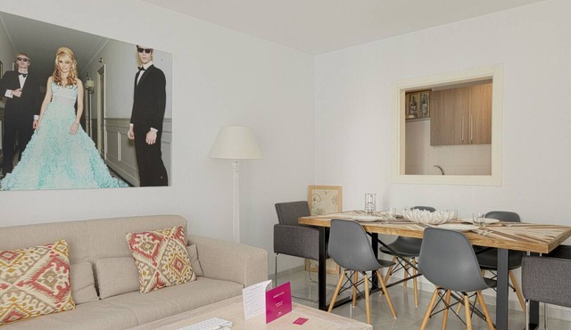 Pompidou 20 - 2 Rooms