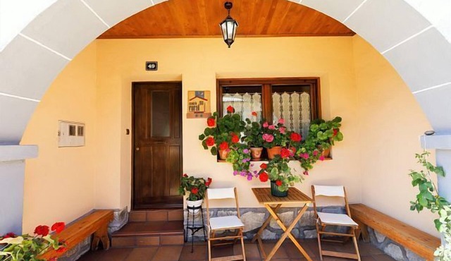 Self catering Laguna Negra 49 for 10 people in San Leonardo de Yagüe