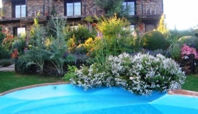 Self catering Jardines del Robledo for 2 people