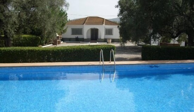 Self catering La Hacienda de los Estacares for 10 people