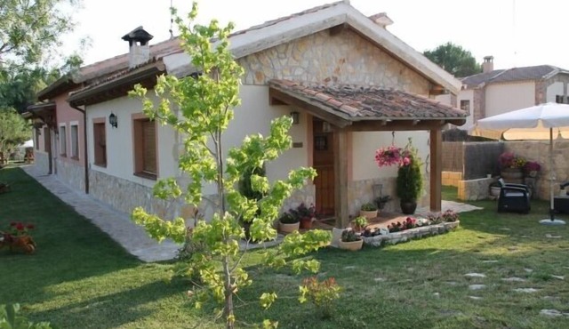 Self catering Las Casitas de La Velilla for 4 people