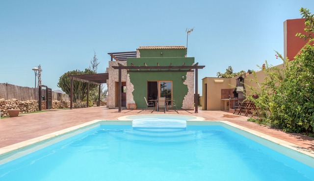 Spacious Holiday Home “Casa Luis” with Wi-Fi, Pool, Garden