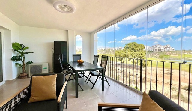 Stunning 2-baths apartment with golf and lake view