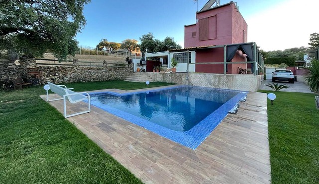 Stunning home in El Castillo de las Gua