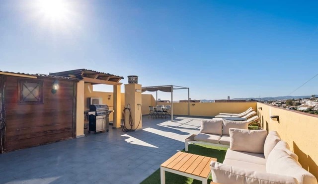 Stunning Rooftop Terrace Apartment in Torreblanca