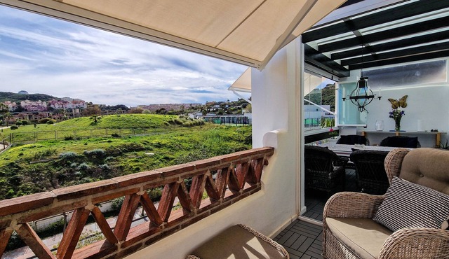 Stylish Penthouse Near Duquesa Marina – Pools, Terrace & 10-Min Walk to Beach!