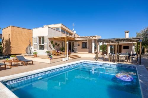 Sunny Escape Villa Alicante - Private Pool, BBQ, Wifi & Free Parking