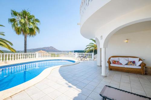 Sunny & Soul Villa - Private Pool, BBQ & Mediterranean Garden