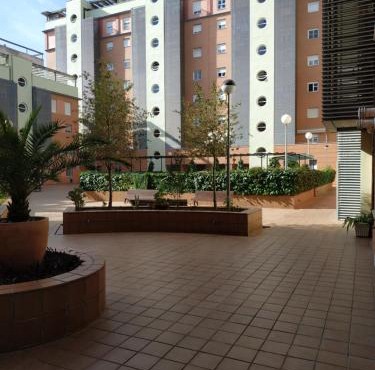 Sunny view Apartment with Five Beds check out 2 pm