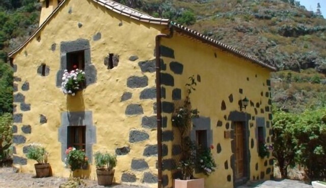 The Pajar de Casa de La Virgen for 4 people