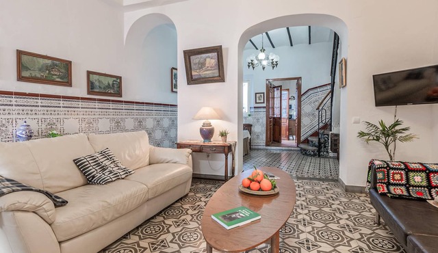 This attractive vacation home is the ideal place for a nice and relaxing vacation.