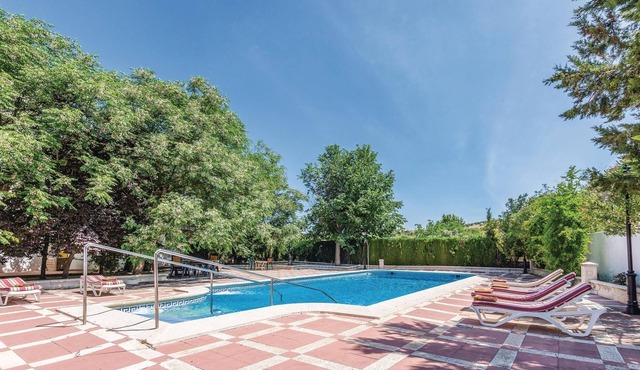 This elegant and cozy vacation villa is located in Priego de Córdoba and offers plenty of space for