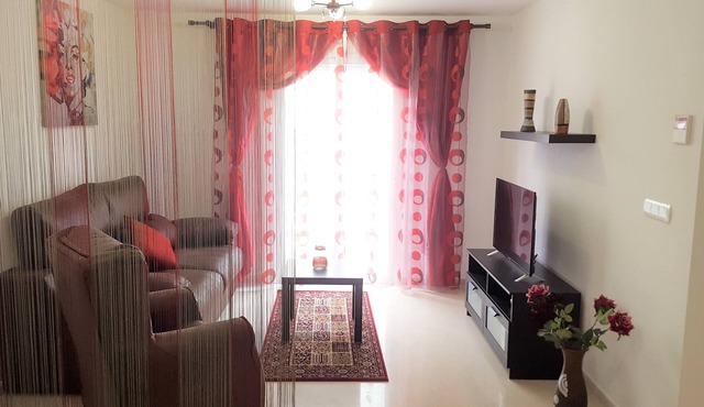 Traditional center apartment
