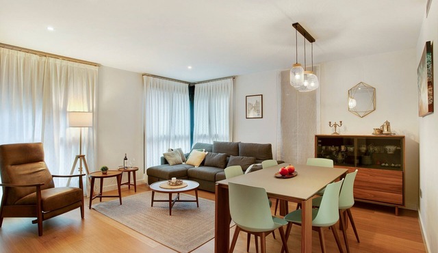 Vacation Apartment 'La Fontanilla' with Wi-Fi and Air Conditioning