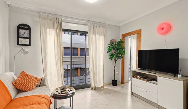 Vacation Home 'Las Canteras Parking 2 Balconies' with Wi-Fi