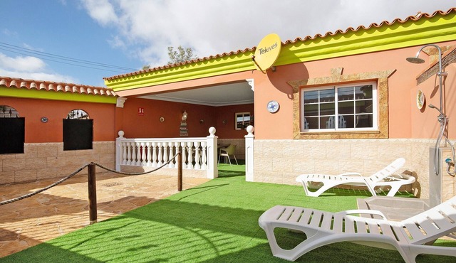 Vacation Home 'Casa Doña Margarita' with Private Terrace and Wi-Fi