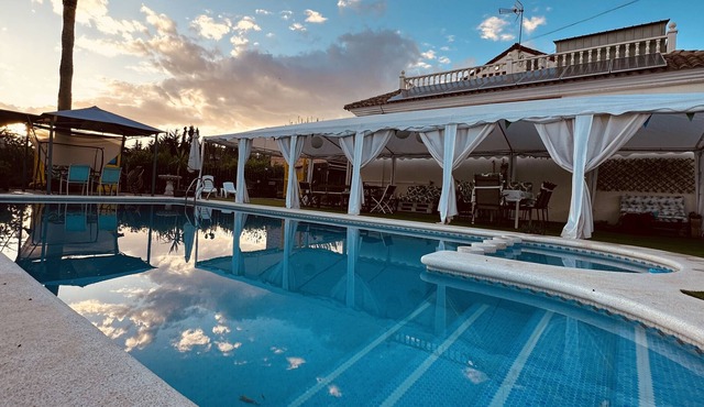 Vacation Home "El Perdio 16" with Mountain View, Private Pool & Wi-Fi