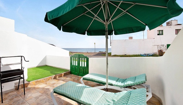 Vacation Home "Mar de Lava Sunrise Fuerteventura" with Sea View, Terrace & Wi-Fi