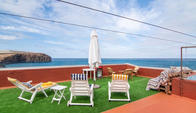 Vacation 'Las Velas' with Sea View, Wi-Fi and Air Conditioning