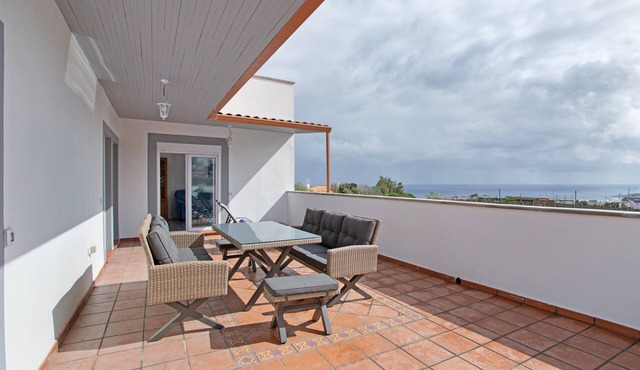 Vacation 'Los Adejo' with Shared Terrace, Shared Garden and Wi-Fi