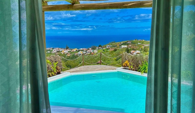 Vacation Villa 'Ocean Breeze' with Sea View, Private Pool and Wi-Fi