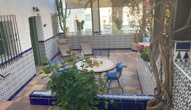 VERY LARGE HOUSE WITH 2 SUPERB TERRACES AND BREATHTAKING SEA AND MOUNTAIN VIEWS