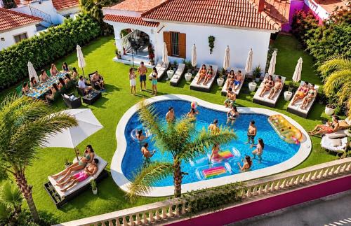 Villa 25 pax Jacuzzi 12 pax 10 min to Benidorm PARTY area