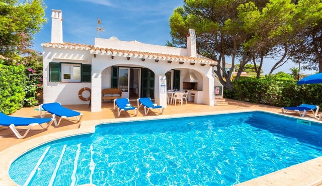 Villa Binimary - Three Bedroom Villa, Sleeps 6
