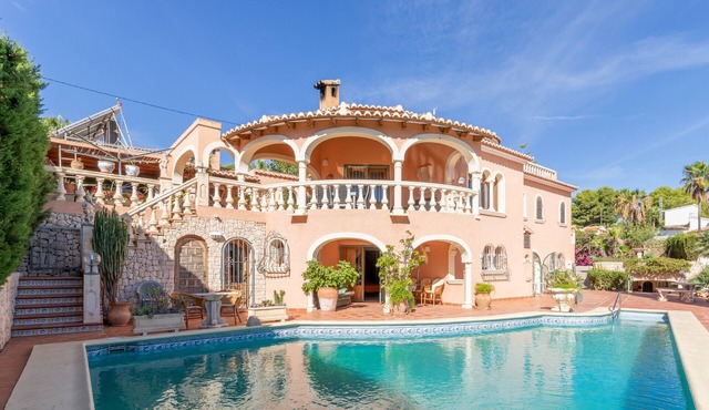 Villa 'Casa Cachito' with Sea View, Wi-Fi and Air Conditioning