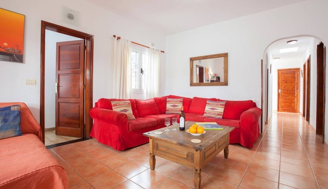Villa Casa Gegore with Pool, Garden, Terraces & Wi-Fi