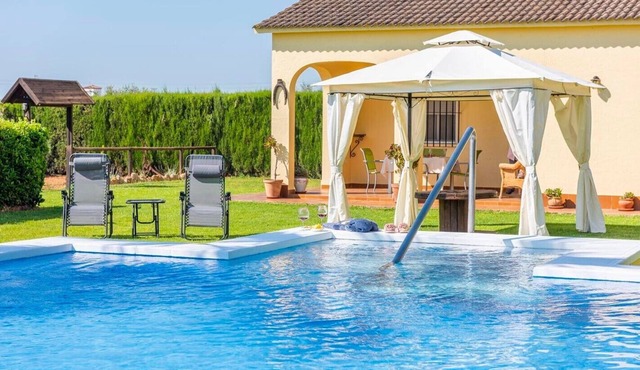 Villa "Casa Rural Casa de Noa" with Private Pool, Private Garden & Wi-Fi