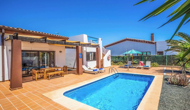 Villa Diamante - Three Bedroom Villa, Sleeps 6