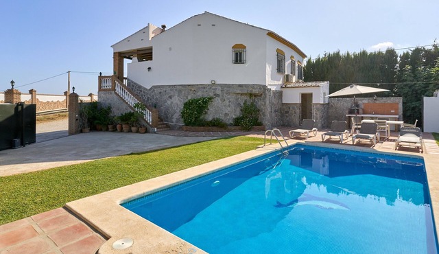 Villa 'El Peli' with Sea View, Wi-Fi and Air Conditioning
