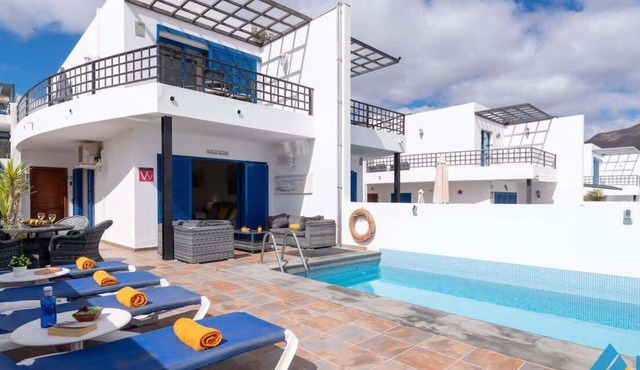 Villa Elise - Marina Rubicon by Villas Now