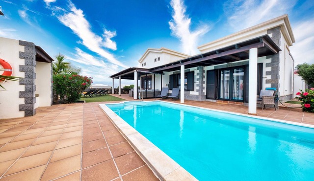 Villa Endless Summer - Pool and BBQ By LVH