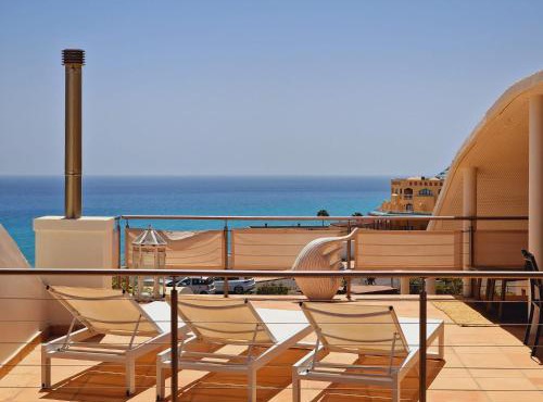 Villa Flora, mit eigenem Pool und Meerblick