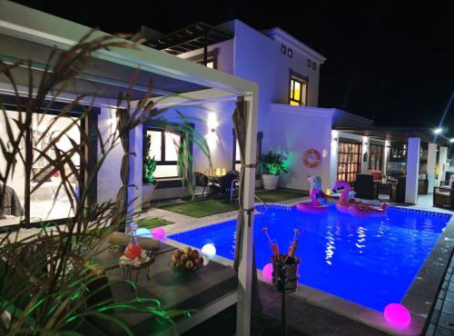 VILLA KARLA