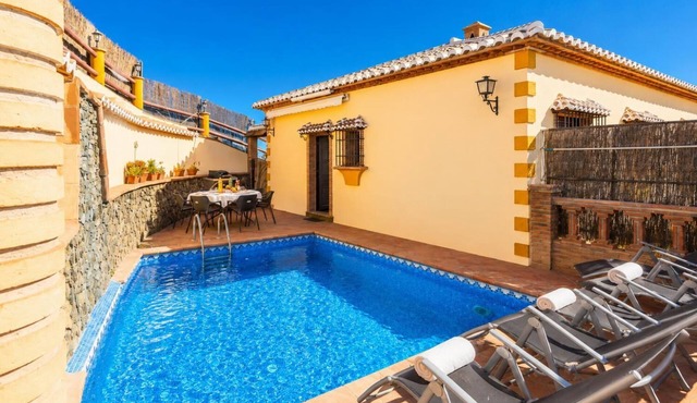 Villa Las Palomas 2 - Three Bedroom Villa, Sleeps 5