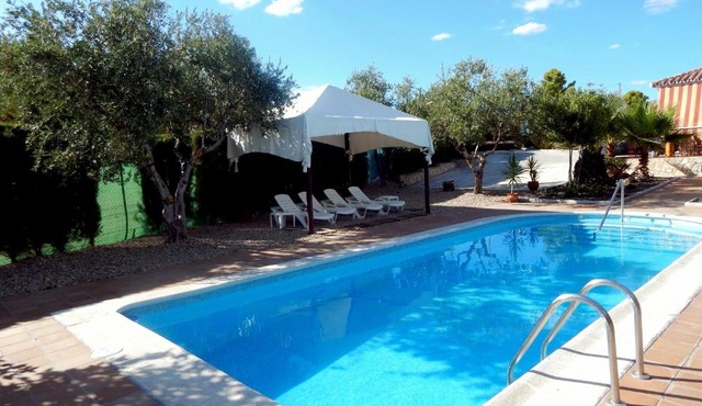 Villa María - Pista de Padel y Piscina