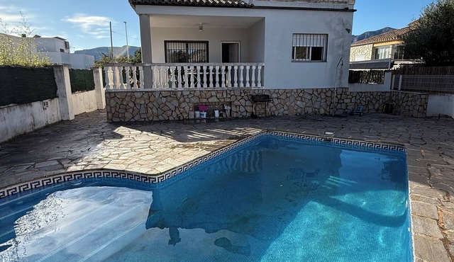 Villa near the beach to enjoy the sea and the mountains.