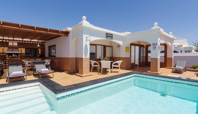 Villa Palina - Four Bedroom Villa, Sleeps 8