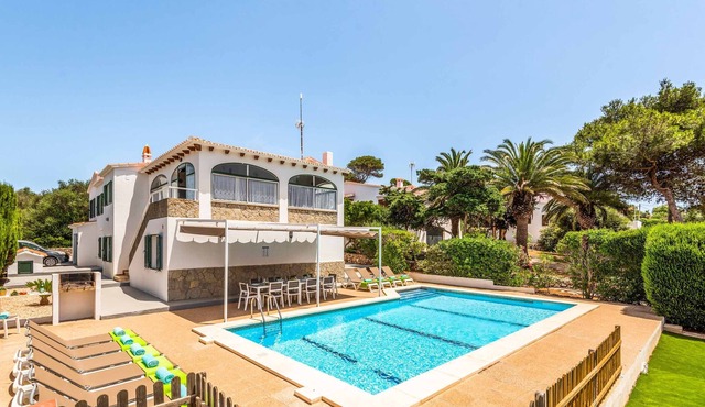 Villa Pepita - Seven Bedroom Villa, Sleeps 15